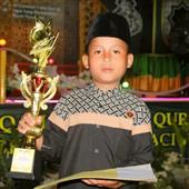 Thầ